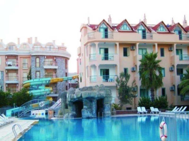Hotel Club Secret Garden 2*