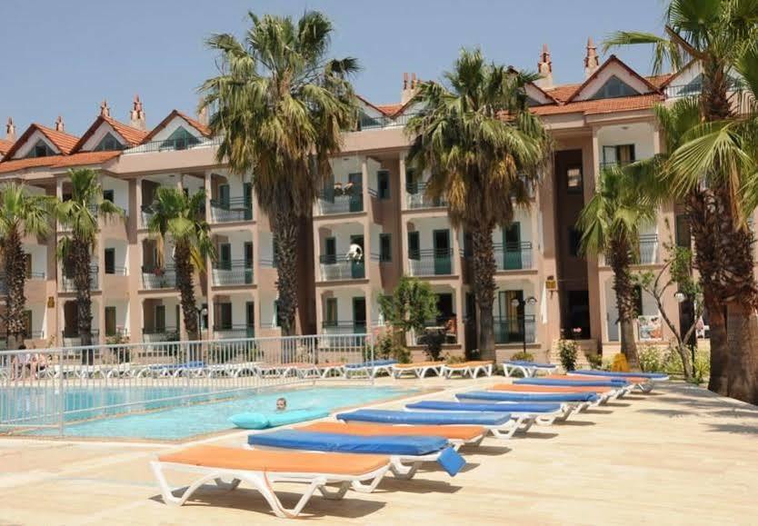 Hotel Club Secret Garden 2*