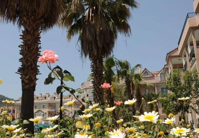 Hotel Club Secret Garden 2*